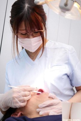 (GIFs) Uma assistente de dentista que pressiona seios enormes contra seu rosto. Serviço de mama e sexo secretamente calmante… (30P)