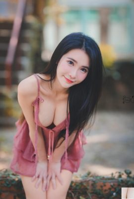 Garota taiwanesa com lindas pernas – sessão de fotos ao ar livre de beleza de Yunas (5) (91P)