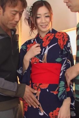 Yukata Nadeshiko chutando a pele solta – Kaori Maeda (115P)