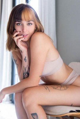 (Suicide Girls) 25 de fevereiro de 2023 – Astargoth – GRL PWR (61P)