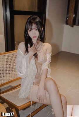 A rechonchuda e firme modelo chinesa Su Fan tira fotos privadas de seu corpo (41P