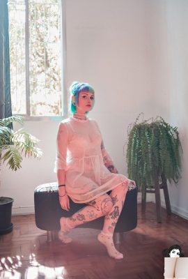 (Suicide Girls) Kamiz – Casa de bonecas