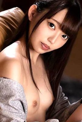 Aina Hayashi, uma linda garota esbelta com rosto de bebê e seios pequenos fica enlouquecida durante o sexo com penetração crua (20P)