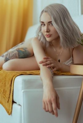 (Suicide Girls) 09 de abril de 2023 – Riia – Humor aconchegante (40P)