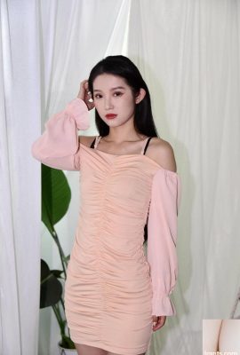 Uma rara sessão de fotos privada de uma delicada e bela modelo chinesa com seios pequenos – pequena Vivian Hsu (54P)
