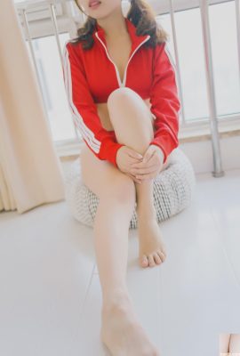 (Álbum de fotos de Mei Mei) Roupas esportivas vermelhas amendoadas para celebridades da Internet (68P)