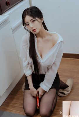 Beleza coreana Purm, óculos, camisa branca, meias pretas, tentação (32P)