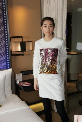 (Coletados por mim) Belas fotos privadas da modelo chinesa Vivian da Agência Meiying, uma garota com pernas longas (84P) (84P)