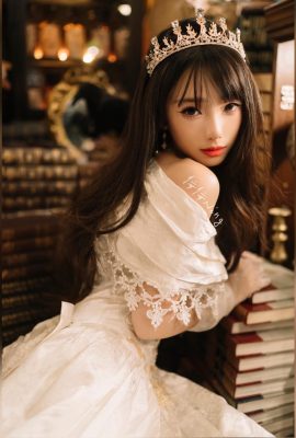 A garota “佞佞Ning” tem lindos seios brancos que são tão nojentos! A cena da tentação é realmente emocionante (10P)