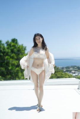 Megumi Uenishi pele branca pura e brilhante (71P)
