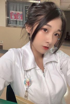 A linda enfermeira “Enfermeira Xiaoli” tem tanto calor que jorra sangue quando seus seios ficam expostos! Quero muito cuidar bem dela (10P)