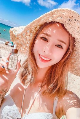 A garota gostosa “Mimi Zhang” apenas expõe seu corpo branco e macio ao sol forte do verão (14P)