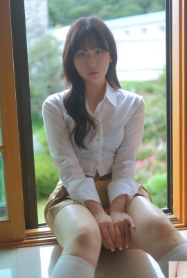 (YeonJju) A garota coreana tem curvas graciosas e um pouco de luxúria (36P)