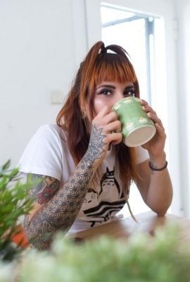 (Suicide Girls) Brighid – Café da Manhã Comigo