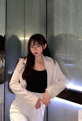 A garota gostosa “Zhan Zhuzhu” tem seios tão atraentes que ela é tão gostosa que ela é tão atraente que ela é tão atraente (10P)
