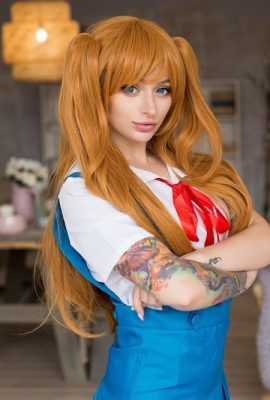 (Suicide Girls) Lyuba – Provocando Asuka