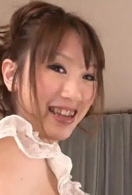 Seios grandes lindos e indecentes – Yui Takagi (118P)