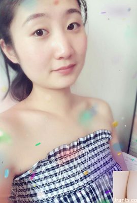 A linda Liangjia está mais sexy do que nunca em particular (31P)