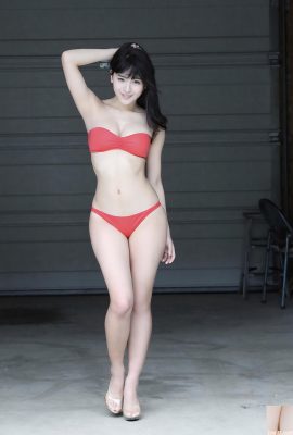 (Rina Asakawa) Linda garota (Corpo é o melhor) exibindo seios grandes e nádegas (22P)