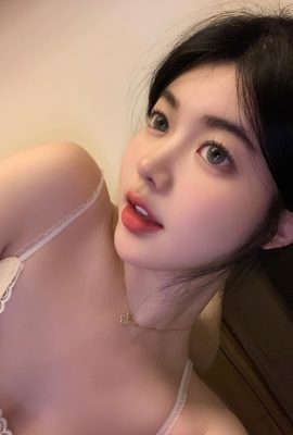 A top hot model “Yixin YiXin” expôs seus seios brancos e macios e fez o público perder o controle (42P)