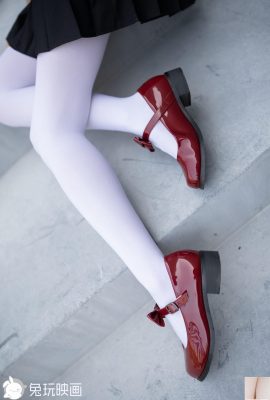 (Rabbit toca com filmes)-Sapatos Red Girl esperando por mim (40p)