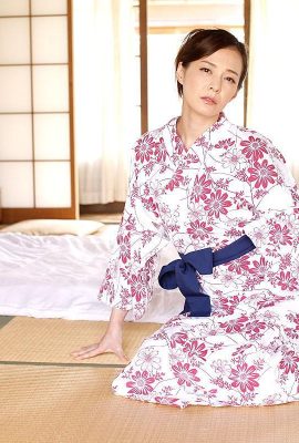 Mizuhara Rika: Dournogue Secreto de Produção Hot (26p)