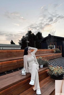 Deusa “Ke Ke” tem uma pele clara e um rosto bonito (10p)