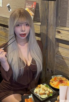 Modelo Sexy “33” olha para ele e faz as pessoas se sentirem um pouco infelizes (10p)