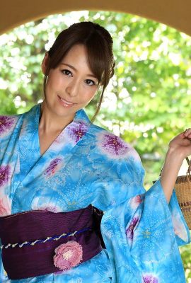 Um lindo rosto de Yukata distorcido pela inserção anal asagiri mitsuru (23p)