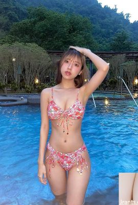 Little Devil “Jiang” é super atraente (10p)