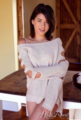 Dsolo Girl Shyla Jennings remove um suéter e roupas íntimas para mostrar seu snatch (12p)