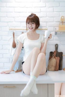 “Huahua” puro e atraente e inocente, a expressão de coelho branca desperta seu desejo de proteger (10p)