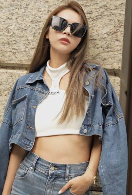 O corpo tentador escondido sob a face pura da família incenso “Siang Siang” (11p)