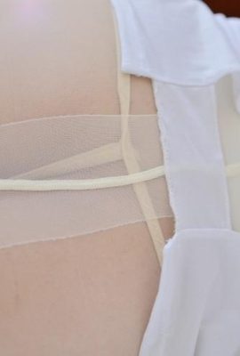 (Foto Legku) No.022 Edição de garotas de pernas longas com meias brancas (34p)
