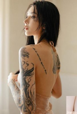 Quem pode suportar uma beleza tatuada “Pure Love Little Explosion” (12p)