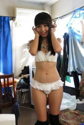 Os quartos da atriz são tão bagunçados? Por que você não muda para uma casa maior se ganhar tanto dinheiro?