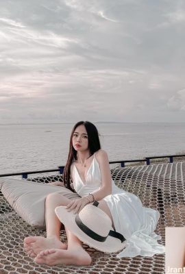 Sexy e fofa menina “Moon” faz as pessoas se sentirem tão zangadas (10p)