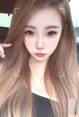 Os seios frescos e bonitos “Chen Kailin” estão cheios de tentação (11p)