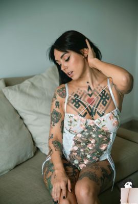 (Suicide Girls) 01 de julho, 2025 – Yegola – Soft Bloom dentro (55p)