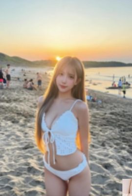 Garota de olhos grandes “Cai Cai” Deep Career Line com um sorriso doce e encantador (10p)