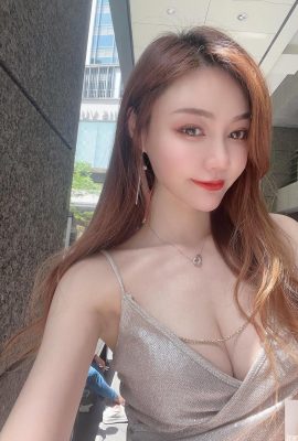 “Su Xiaoli” tem beleza requintada e figura diabólica cheia de tentação (10p)