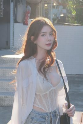 A bela e elegante “Zoey Zhang” é elegante e tem curvas ferozes, e quanto mais ela olha para ela, mais gostosa ela fica (10P)