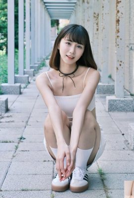 A temperamental colegial “Ting” tem traços faciais tão doces que não ficaria tentada por isso (10P)