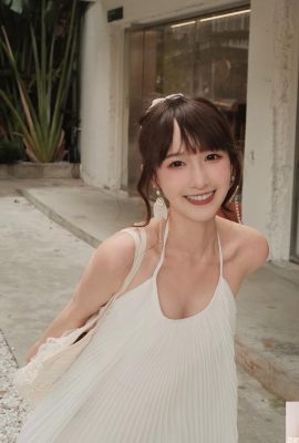 A charmosa beldade “Ke Zi” ocupa sua atenção com seus olhos sedutores e seios redondos (10P)