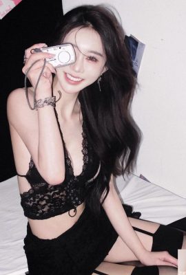 “Aki Chen Fanfan” mostra sua bela figura e é tão gostosa na frente e nas costas (10P)