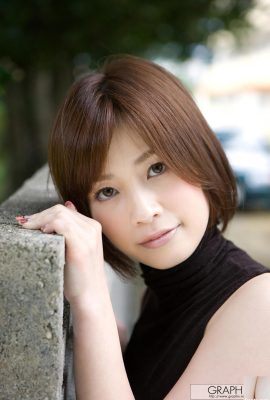 (Saki Okuda) A mulher madura tem um charme sem fim e um corpo gostoso que é irresistível (31P)