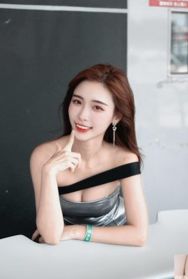 “Qiu Shushu” tem um rosto doce, olhos lacrimejantes e olhos super atraentes (10P)