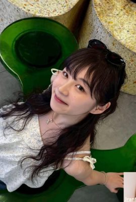 “Kang Simin” tem um rosto delicado e exala perfeitamente uma sensação de tentação (10P)