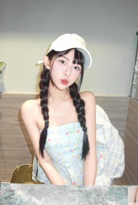 A aparência deslumbrante e a boa figura de “Youxin” deixam as pessoas cada vez mais fascinadas por ele (10P)