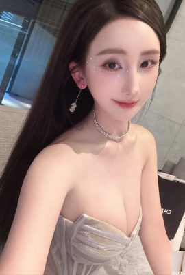 “Amilus Hu” é redondinha, gordinha e gostosa, exibindo seus truques para te seduzir (10P)